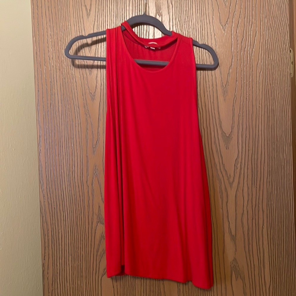 Beautiful red tank top!